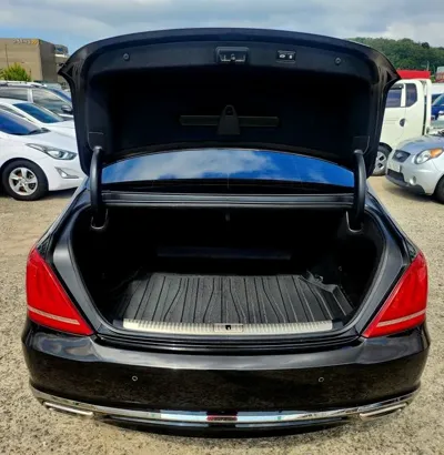 Genesis EQ900