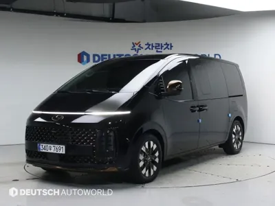 Hyundai Staria