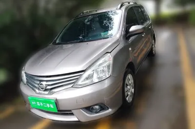Nissan Livina