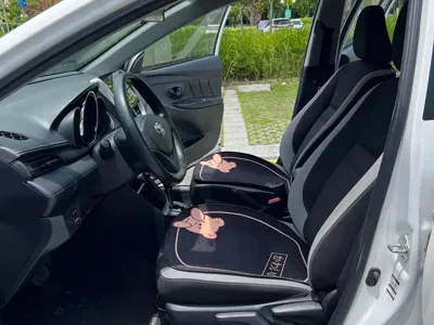 Toyota Yaris L
