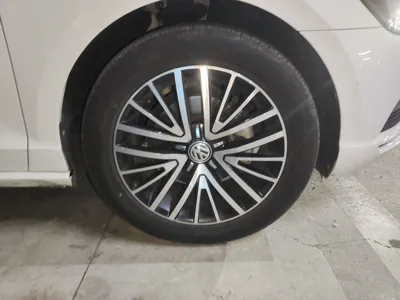 Volkswagen Lamando