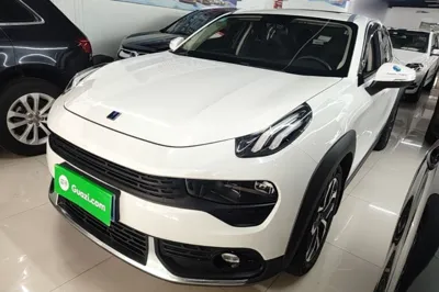 Lynk & Co 02