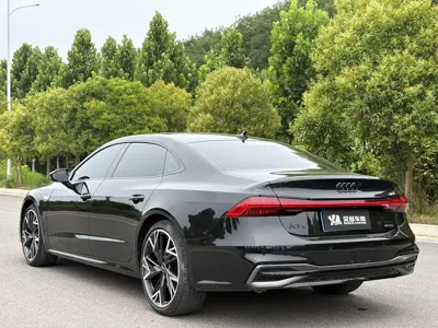 Audi A7L