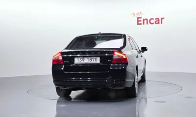 Volvo S80