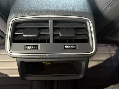 Audi e-tron (Import)