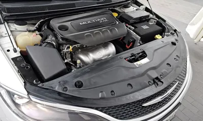 Chrysler 200