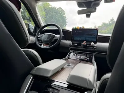 Lincoln Navigator