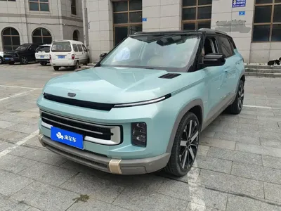 Geely ICON
