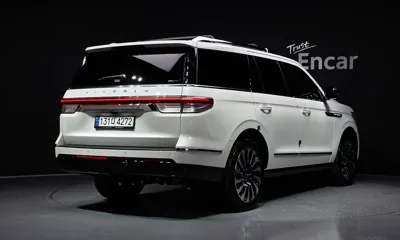 Lincoln Navigator