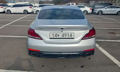 Genesis G70