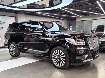 Lincoln Navigator