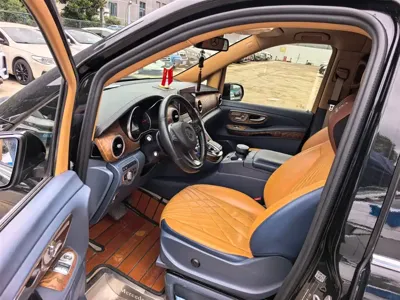 Mercedes-Benz V-Class