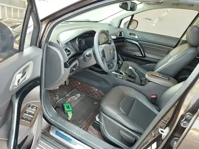 GAC Motor Trumpchi GS4