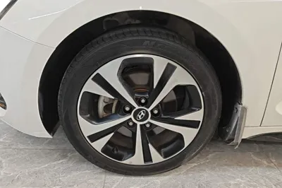 Hyundai Lafesta