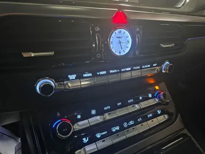 Genesis EQ900