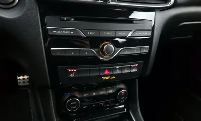 Infiniti Q30