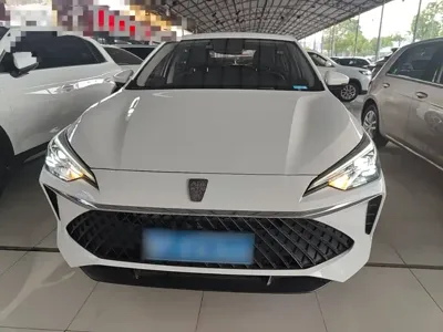 Roewe i5
