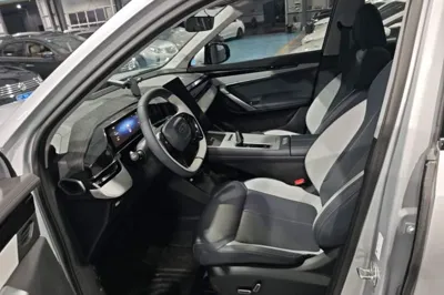 Geely Auto FX11