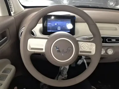 Wuling MINIEV