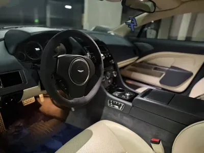 Aston Martin Rapide
