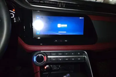 Dongfeng Aeolus AX7