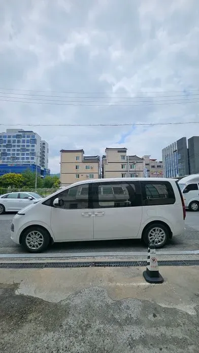 Hyundai Staria