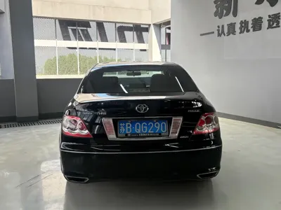 Toyota Reiz