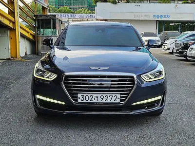 Genesis EQ900