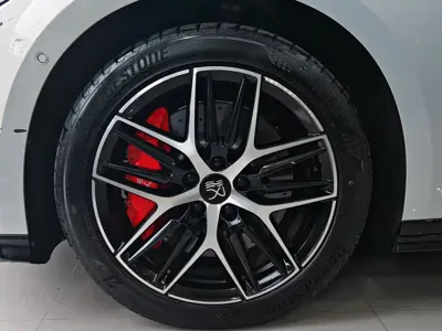 BYD 汉L