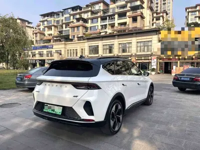 Arcfox Alpha T