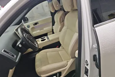 Li Auto L7