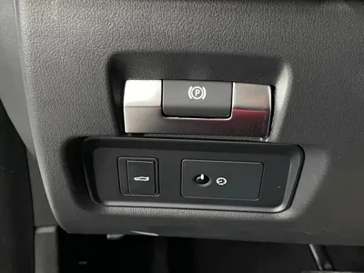 Jaguar XEL