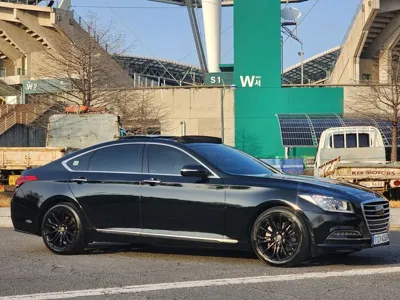 Hyundai Genesis