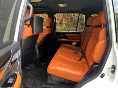 Lexus LX