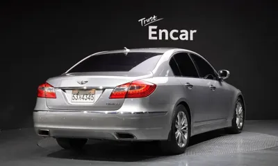 Hyundai Genesis