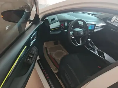 Roewe i5