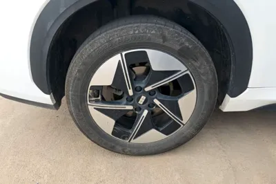 Geely Galaxy E5