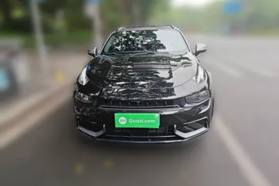 Lynk & Co 02 Hatchback