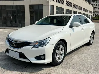 Toyota Reiz