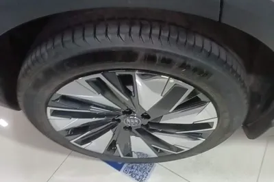 Buick Buick Zijing E7