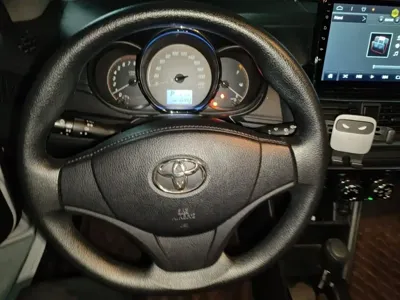 Toyota Yaris L