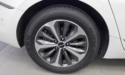 Kia K8