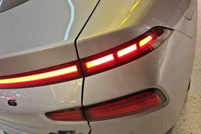Xpeng P7