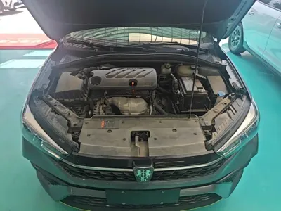 Roewe i5
