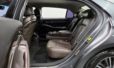Genesis EQ900