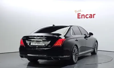 Genesis EQ900