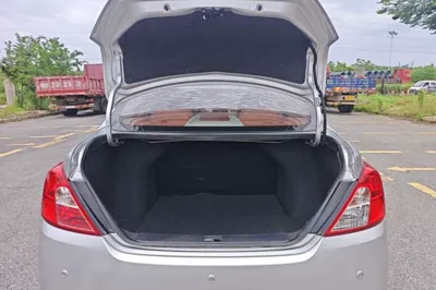 Nissan Sunny