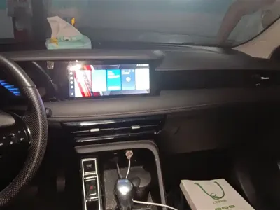 Roewe i5