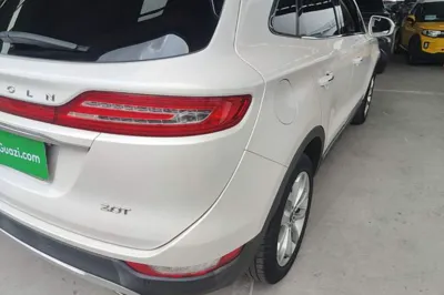 Lincoln MKC