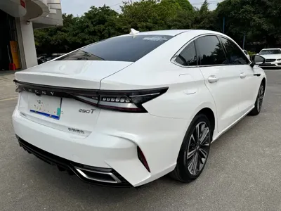 Chery Arrizo 8